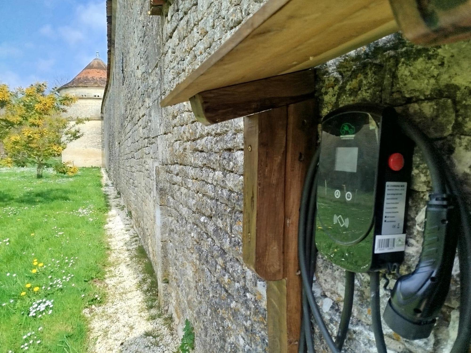 Chateau De Bois Charmant Les Nouillers ภายนอก รูปภาพ